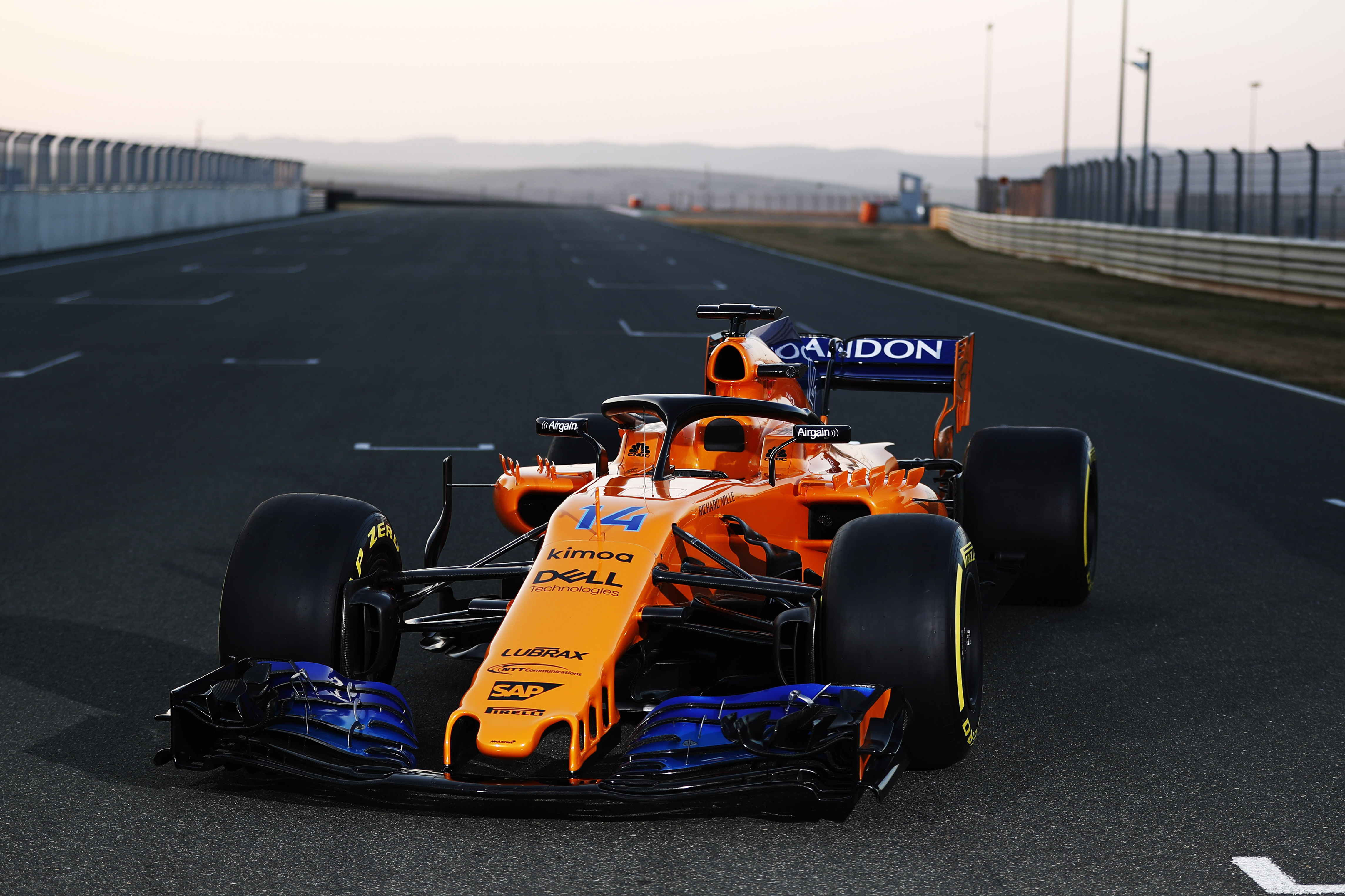 F 1 4 0 5 1. MCLAREN f1 Болид. MCLAREN f1 2018. MCLAREN mcl33. Болид f1 Макларен.