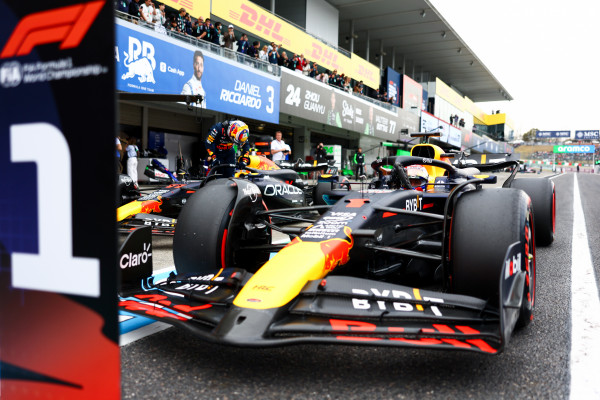 Verstappen takes pole ahead of Japanese Grand Prix