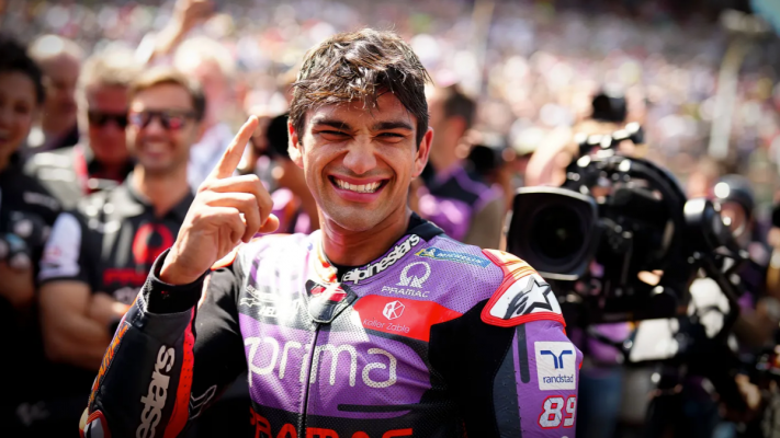 MotoGP: Martin Wins Stunning Race in Le Mans